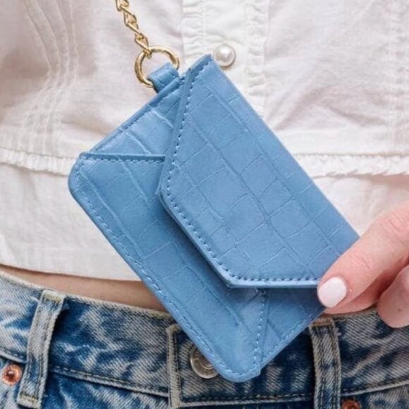 Handbags - NWT Denim blue color Gia Crocodile Cardholder With Keychain